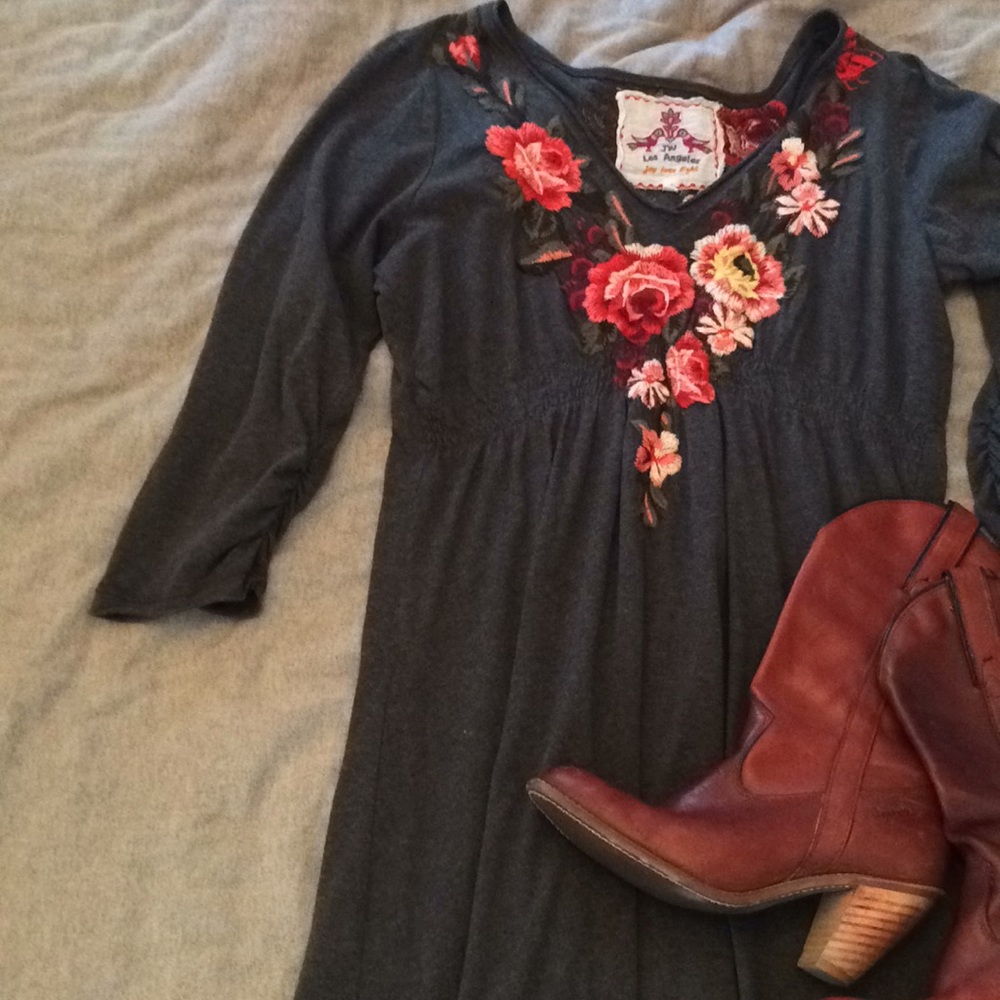 🍁Dark charcoal embroidered JW tunic dress
